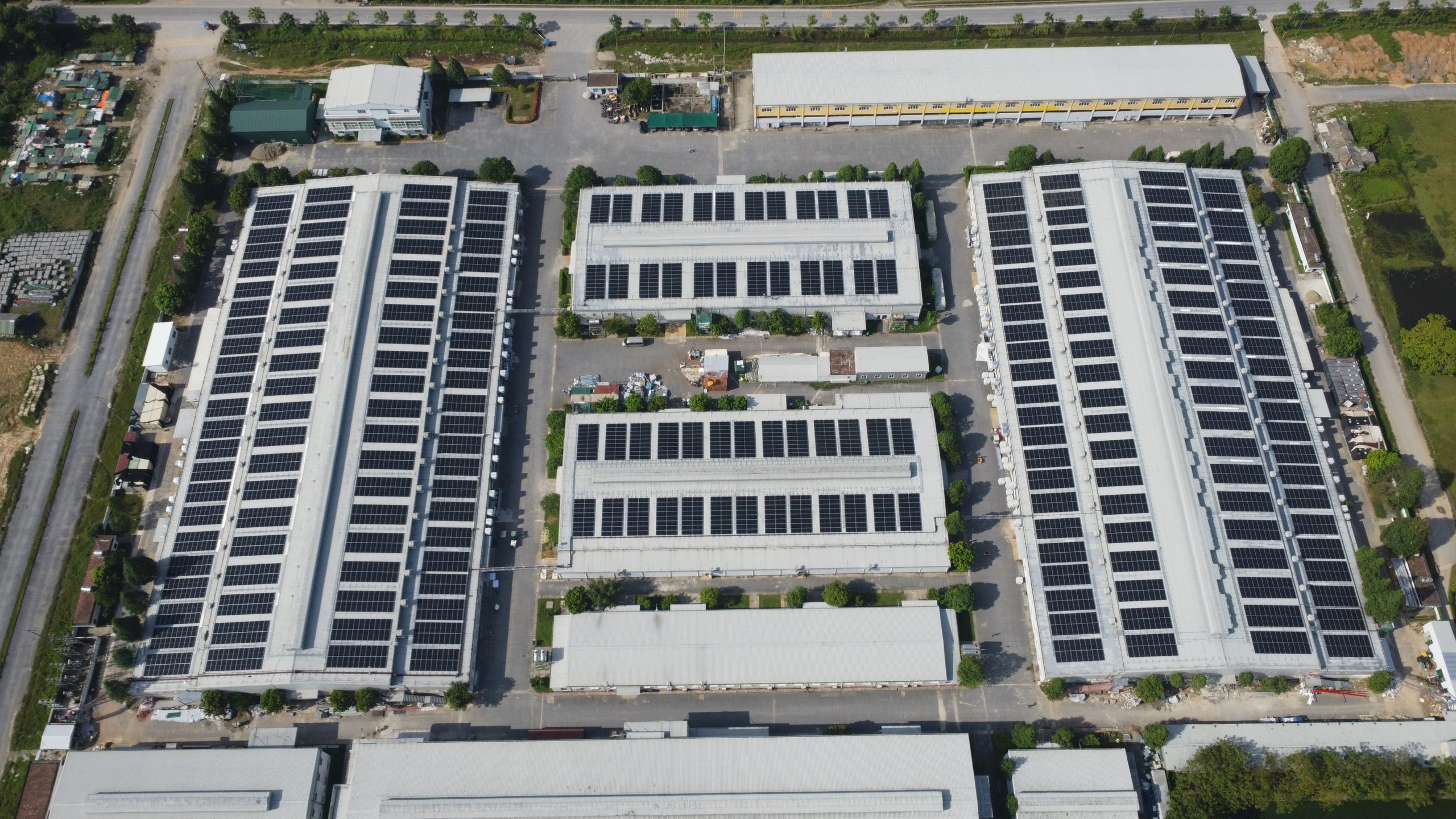 Dự án điện mặt trời nhà máy dệt Kido 2655kw