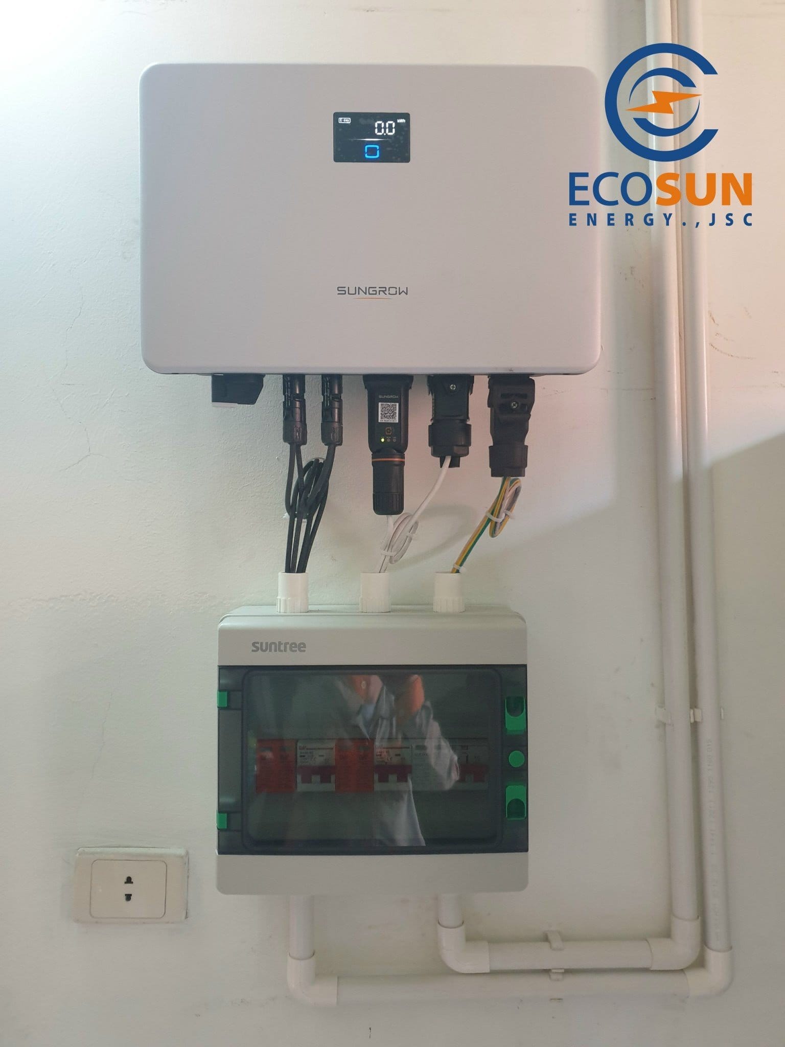 hệ thống điện mặt trời hòa lưới bám tải cho văn phòng