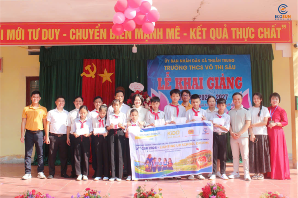 diem-truong-duoc-thap-sang-bang-nang-luong-xanh